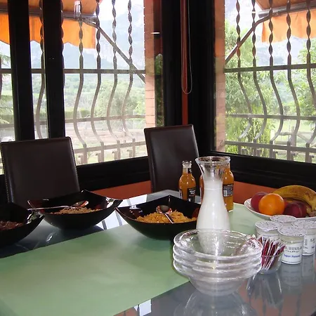 Dom Hotel Organya